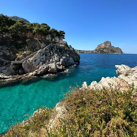 Дом отдыха Rosa's House *