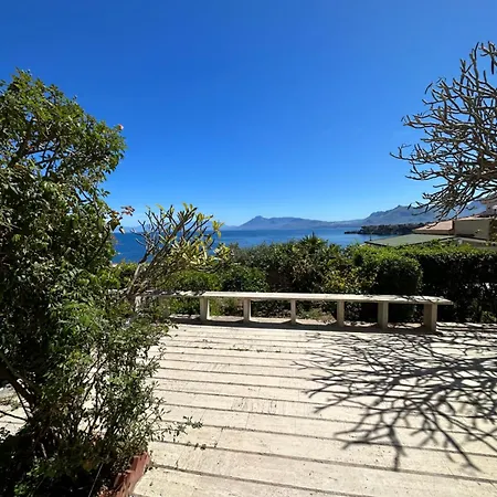 Rosa's House Дом отдыха Санта-Флавия