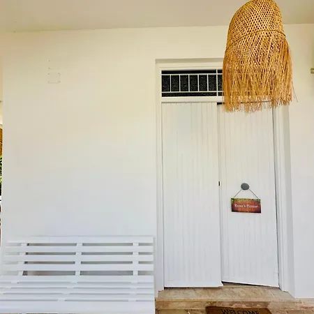 Дом отдыха Rosa's House Санта-Флавия